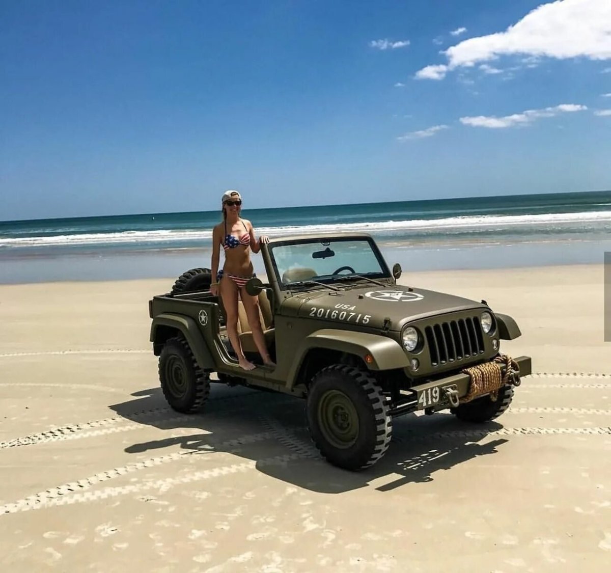 Джип Вранглер военный