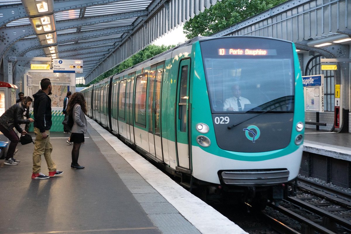 Метро Парижа