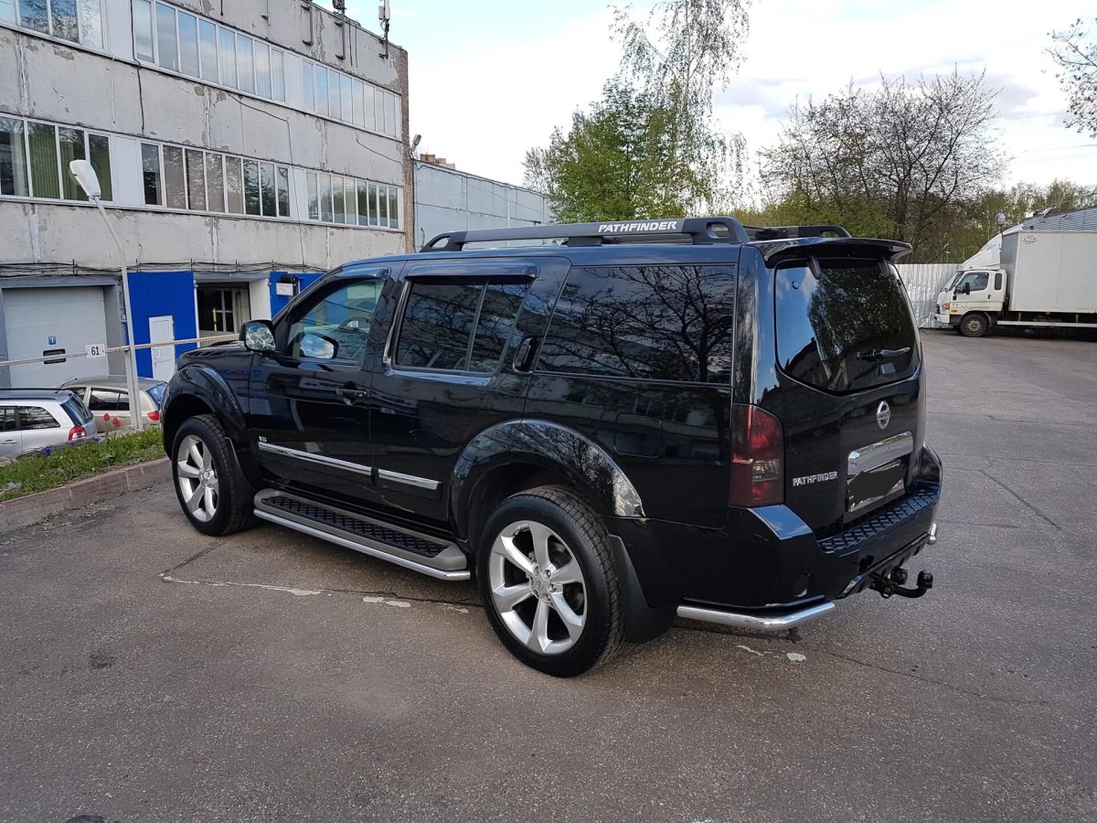 Nissan Pathfinder хром обвес