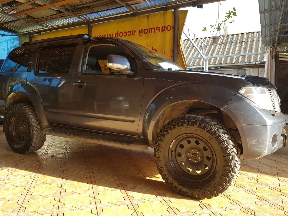 Nissan Navara 33 колеса