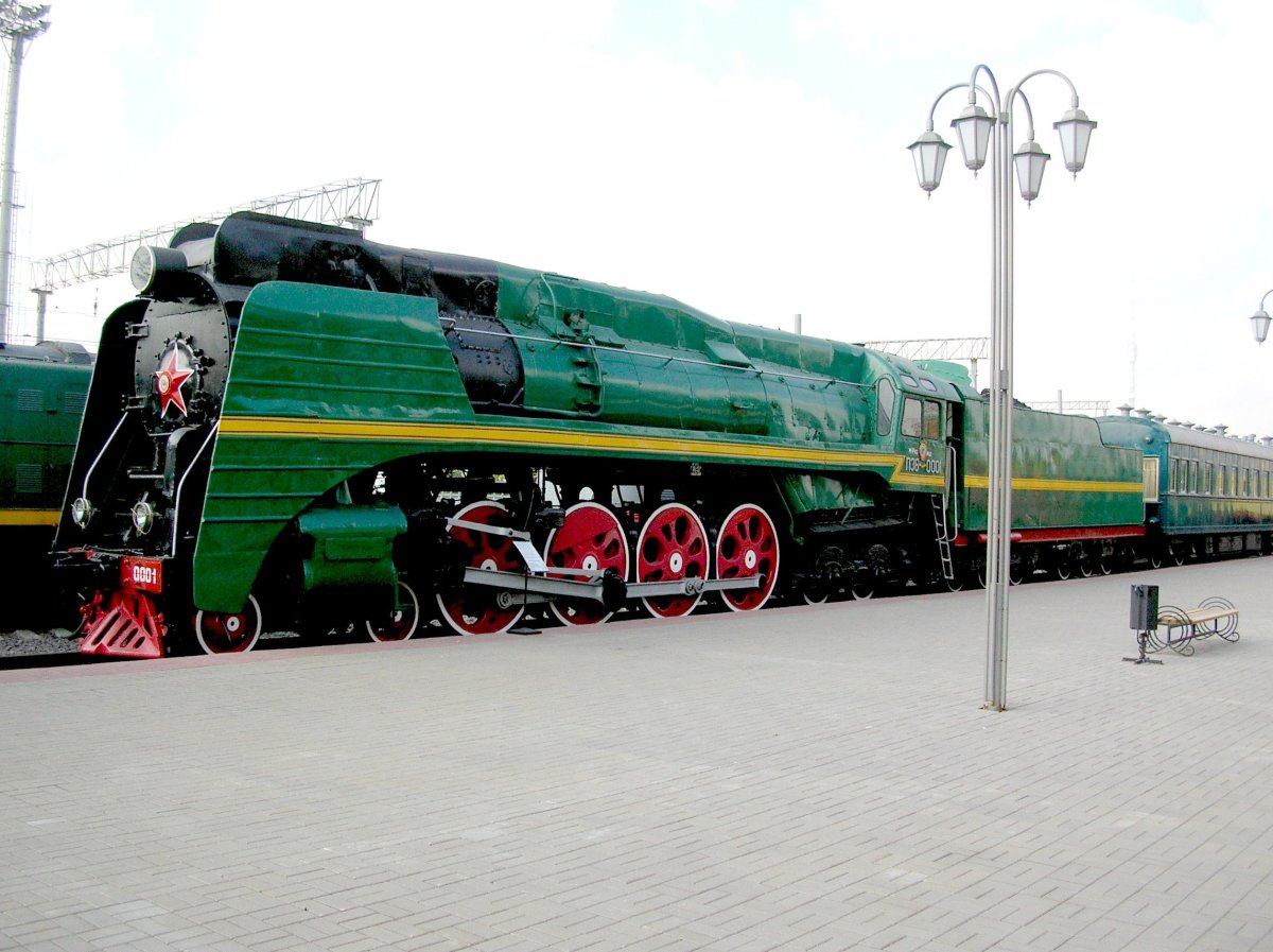 Паровоз п36-0001