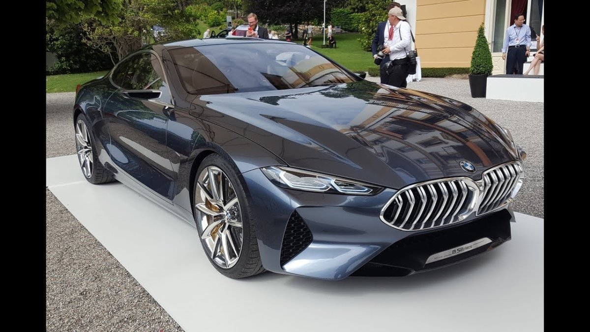 BMW 8