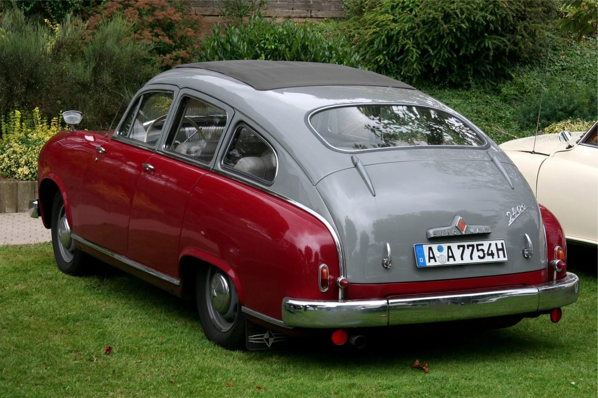 Borgward Hansa 2400