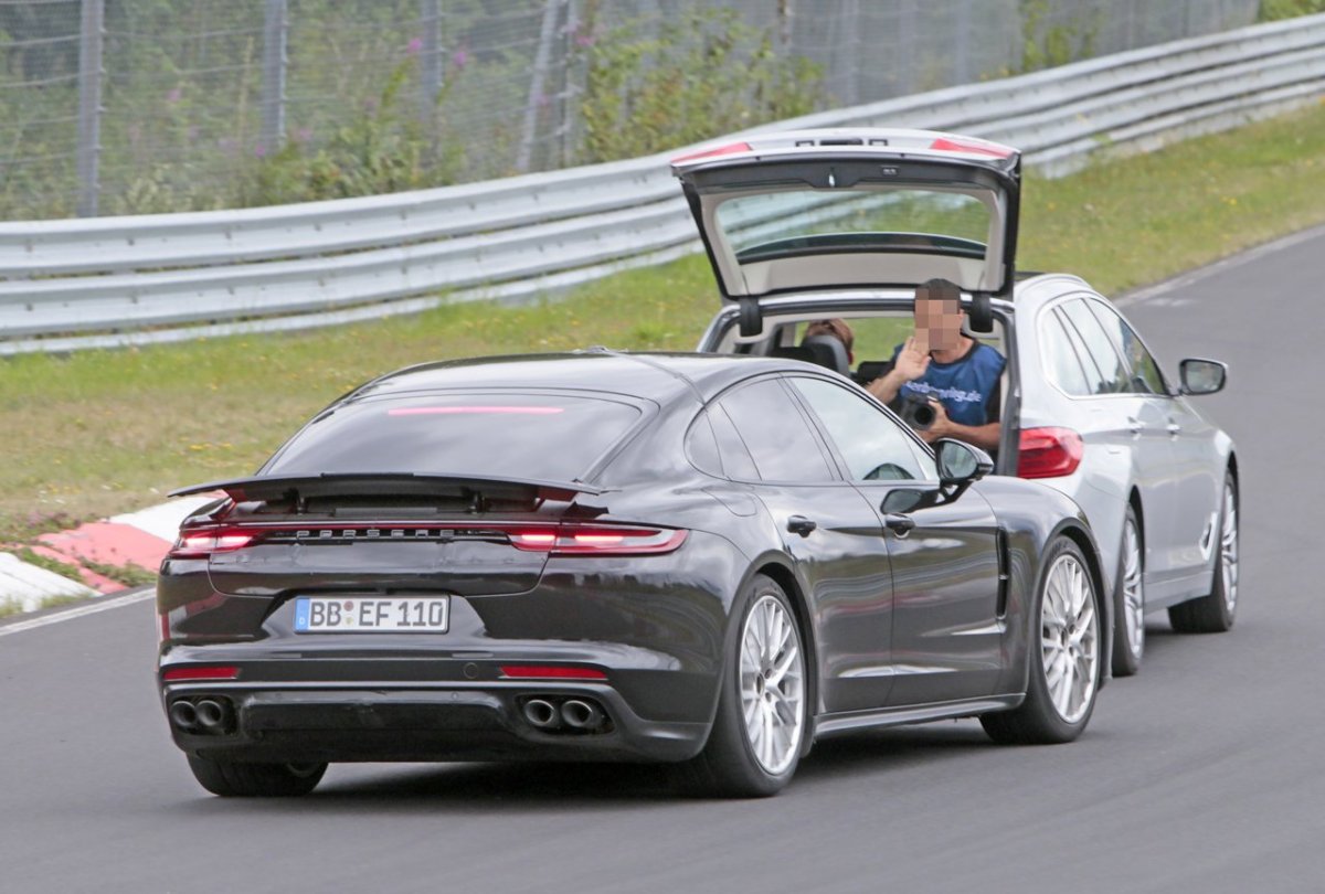 Порше Панамера 911 2021