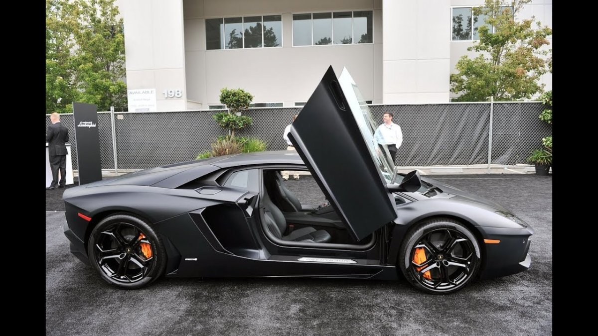 Ламборджини четырехместный