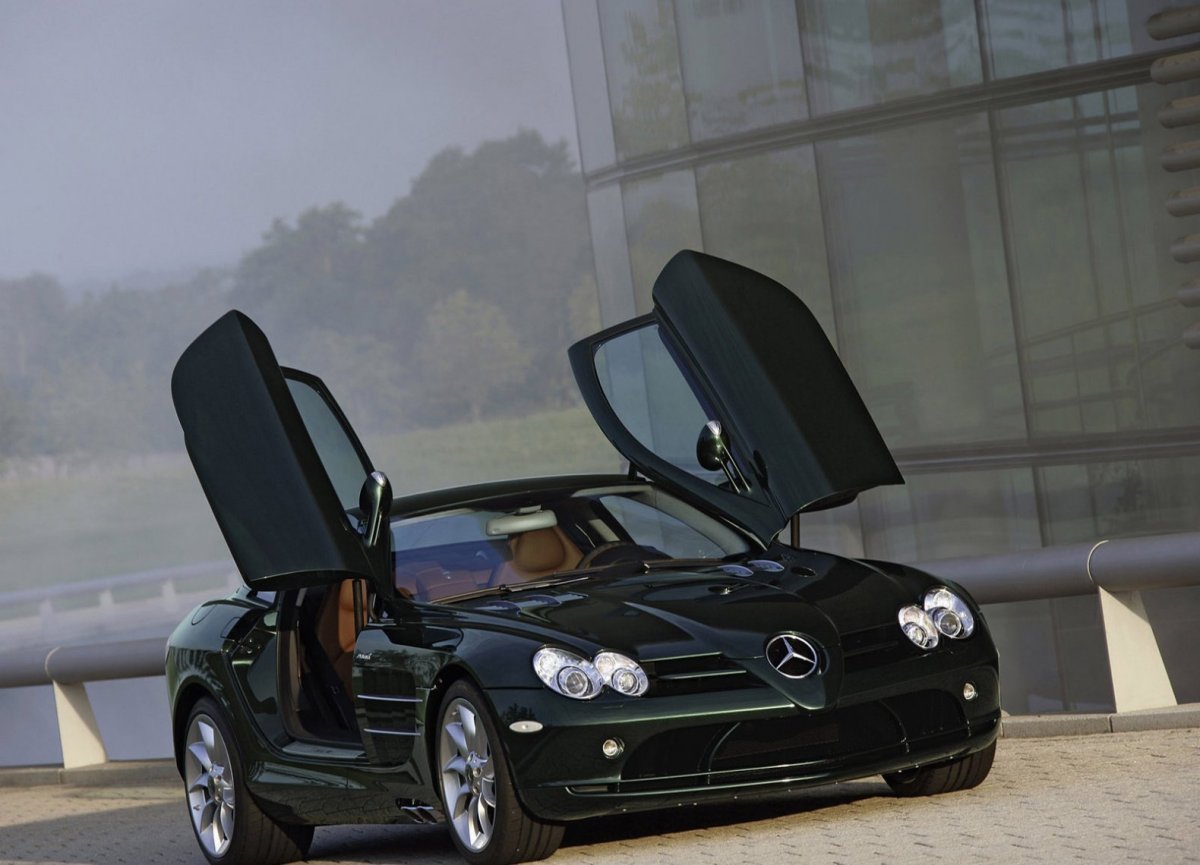 Mercedes Benz SLR MCLAREN 2005