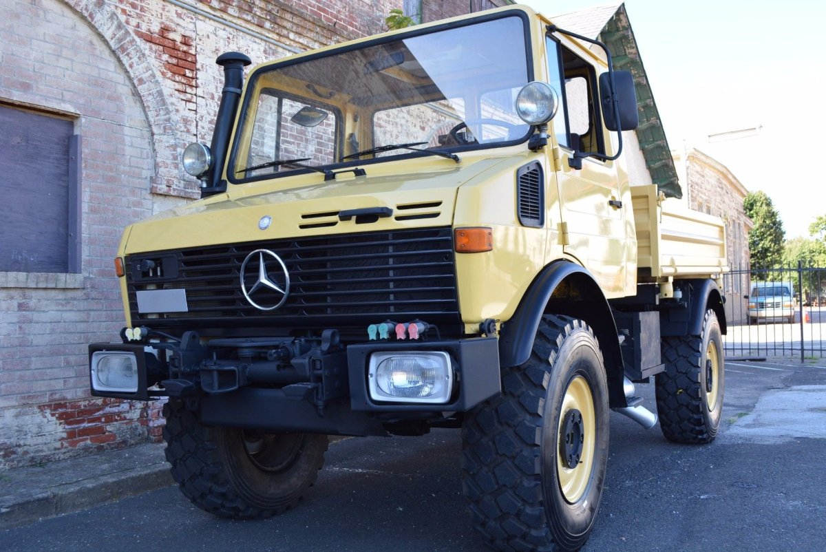 Мерседес Унимог 1990