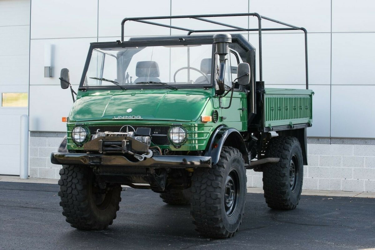 Mercedes Benz Unimog 416