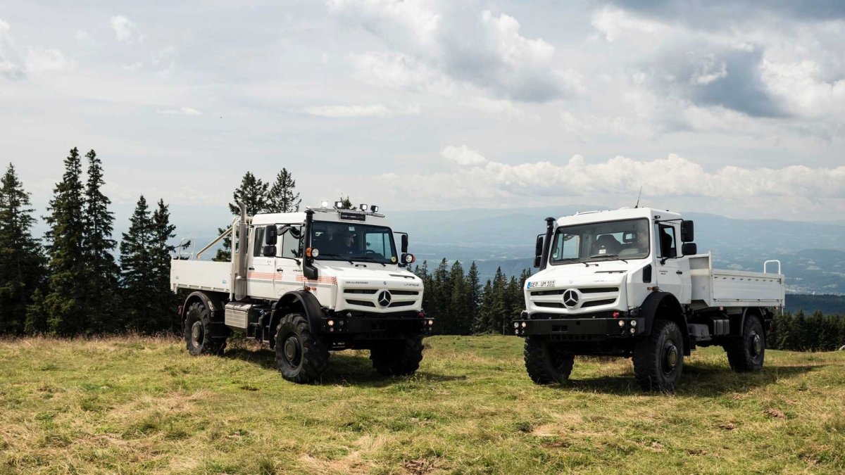 Unimog Mercedes-Benz 2021