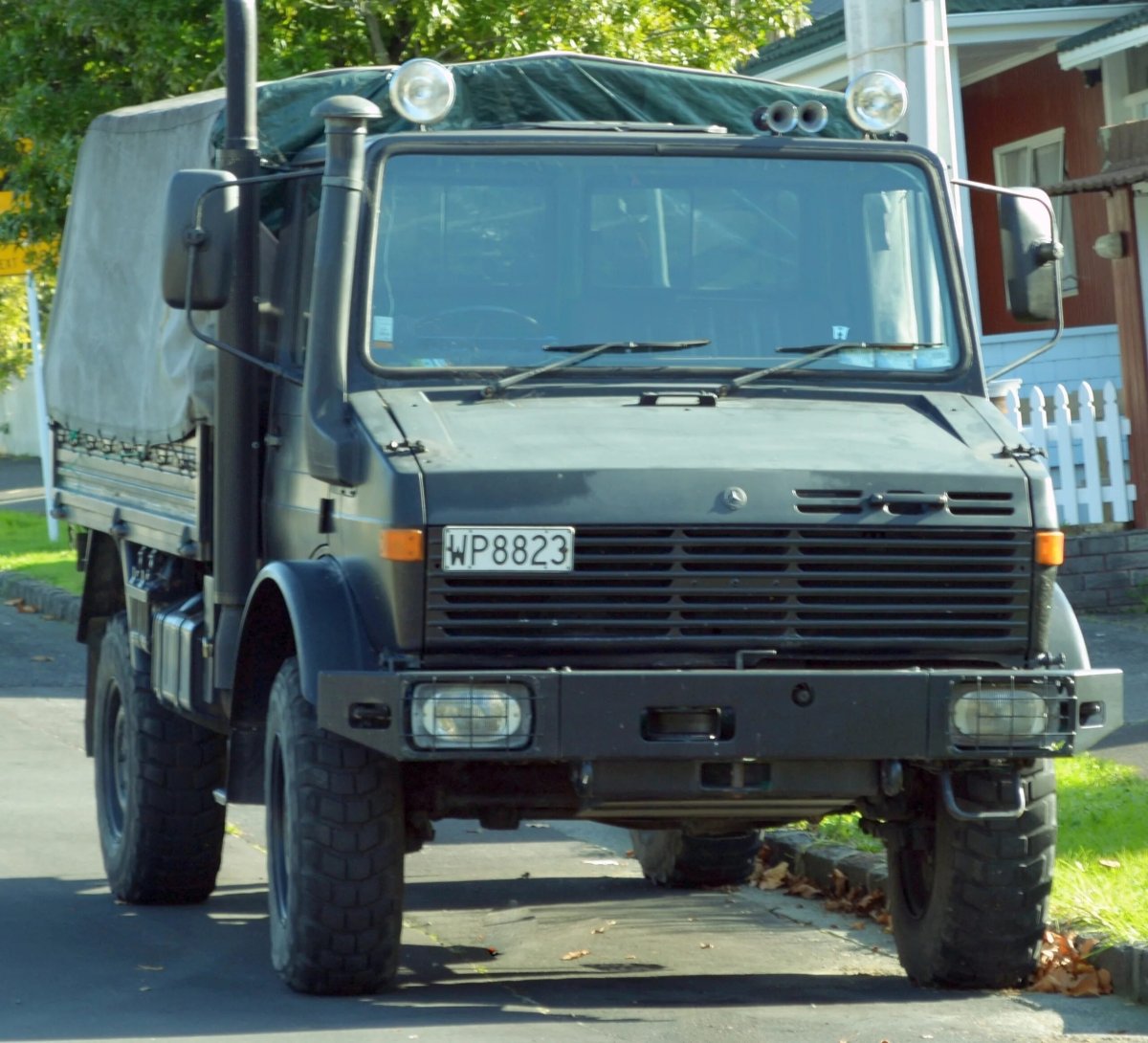Mercedes-Benz Unimog u 1300