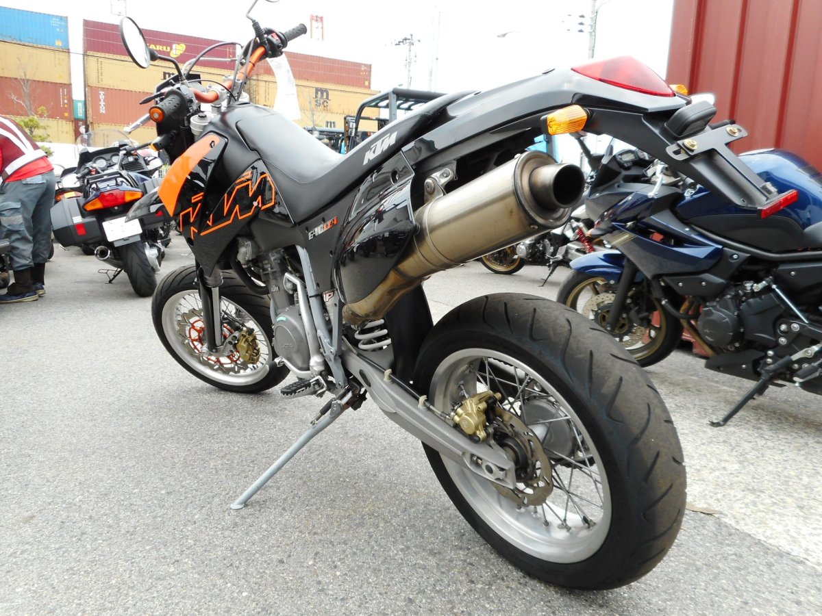 Мотоцикл KTM 640 Adventure