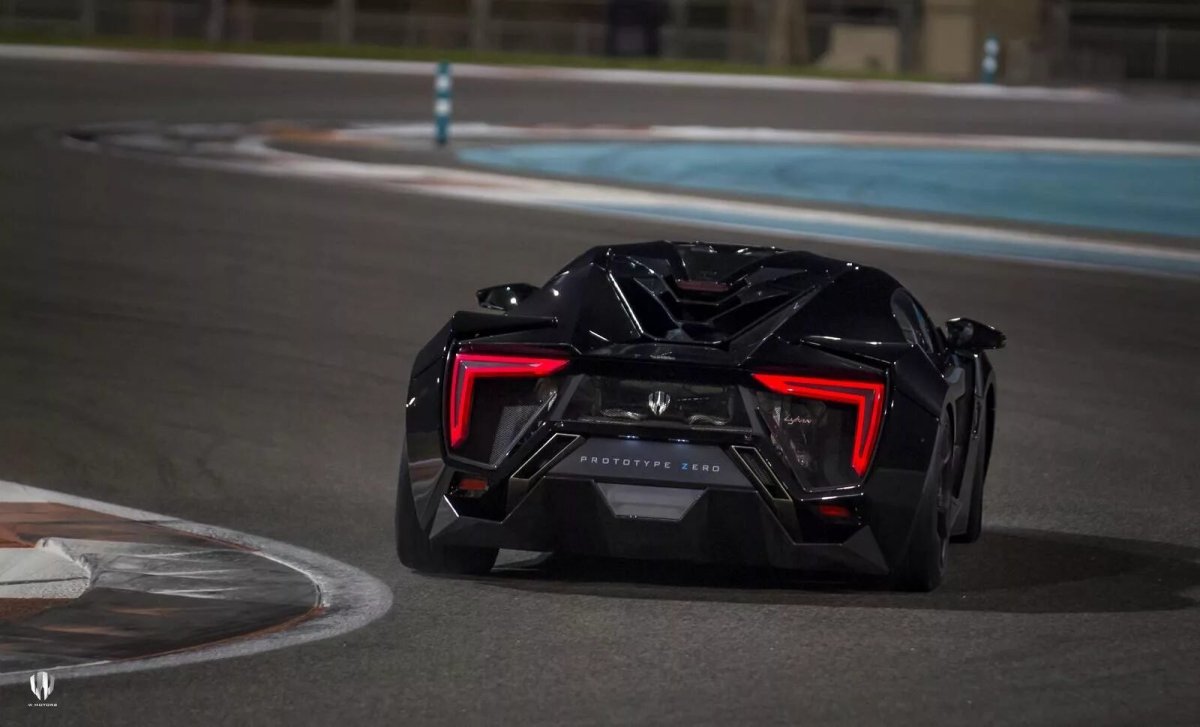 Lykan Hypersport 2016