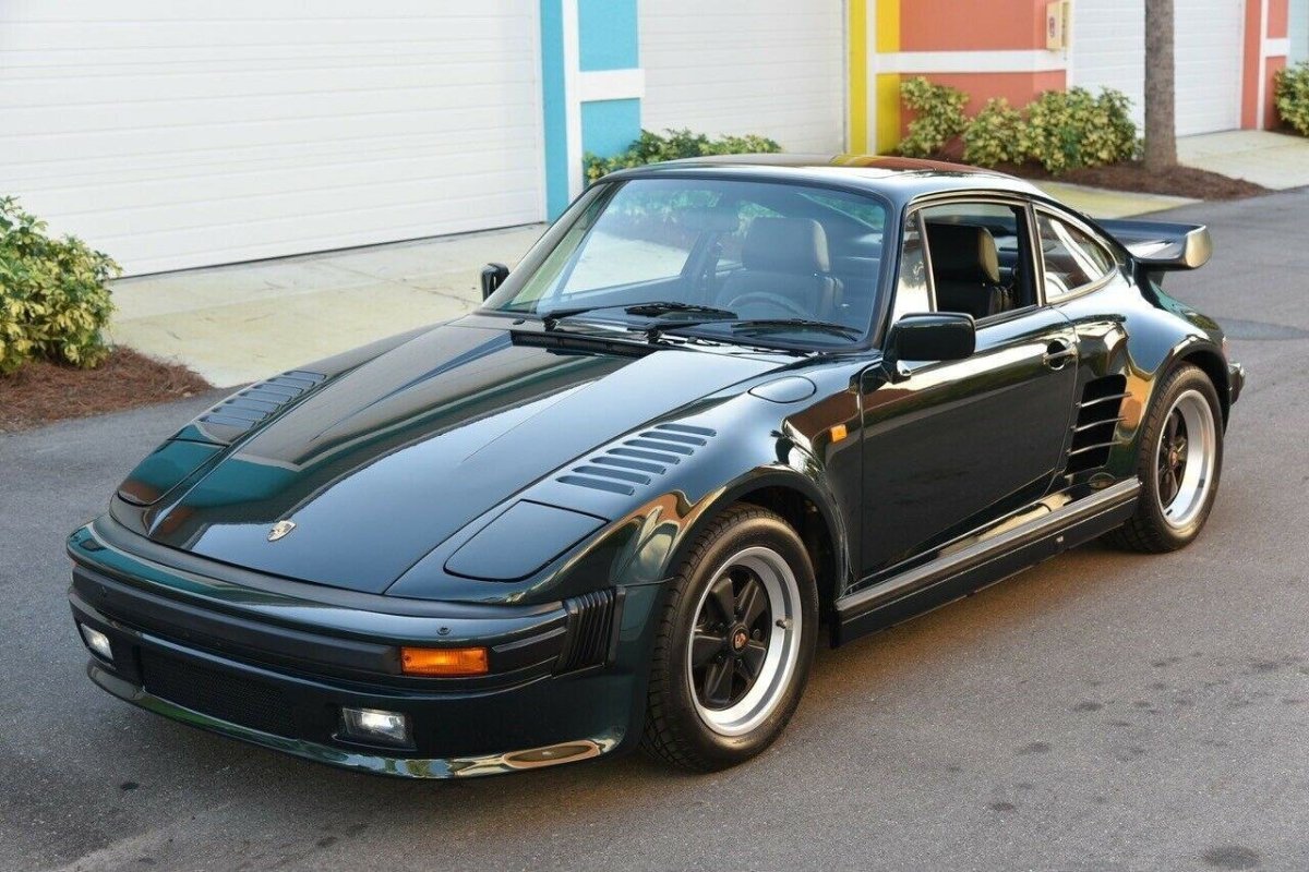 Porsche 930 Slantnose