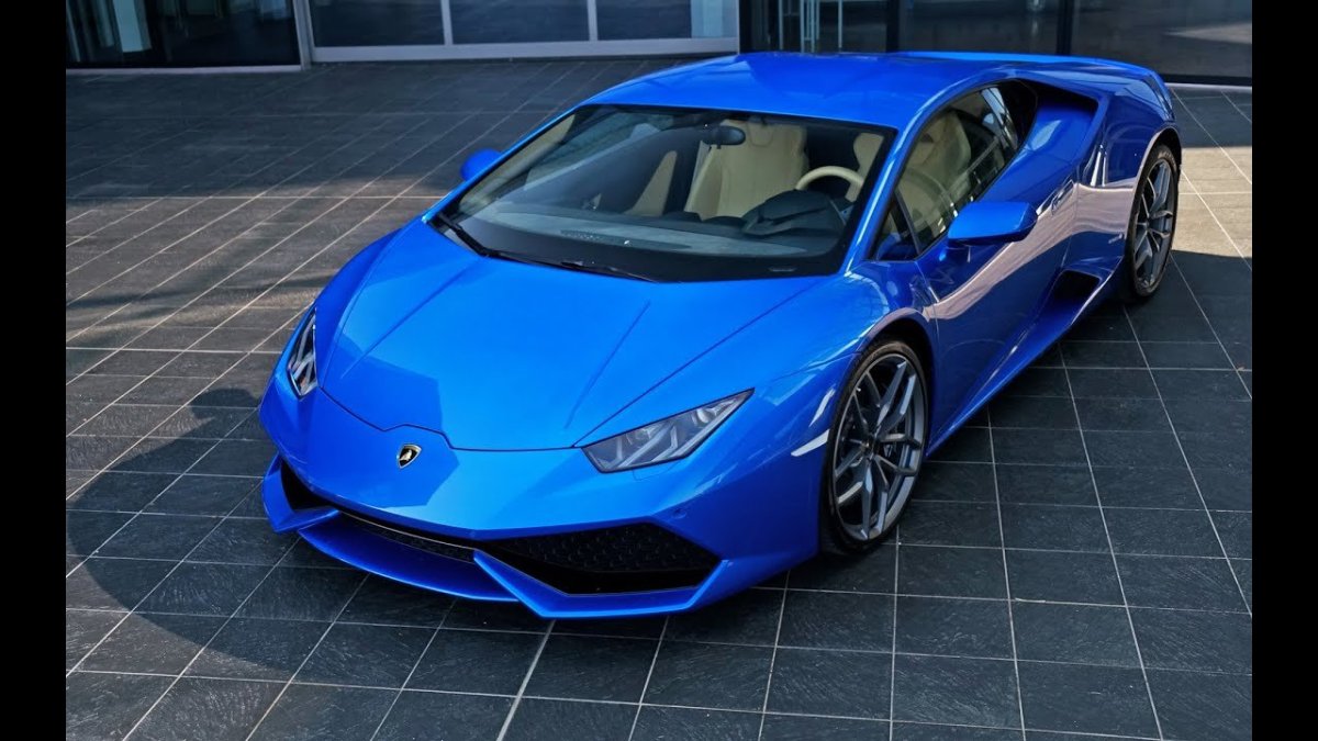 Ламборджини Хуракан голубая