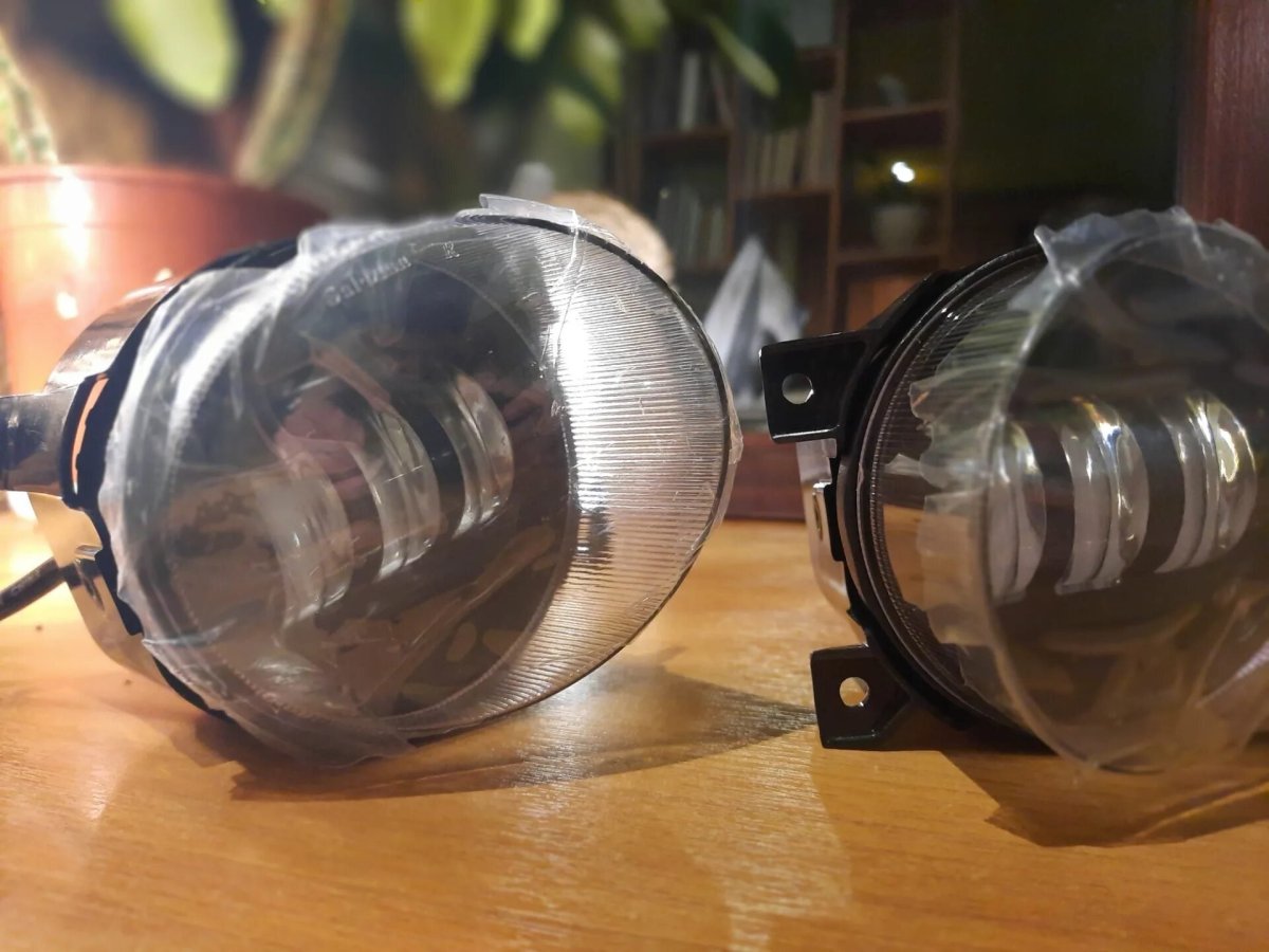 Led ПТФ поло седан 2012