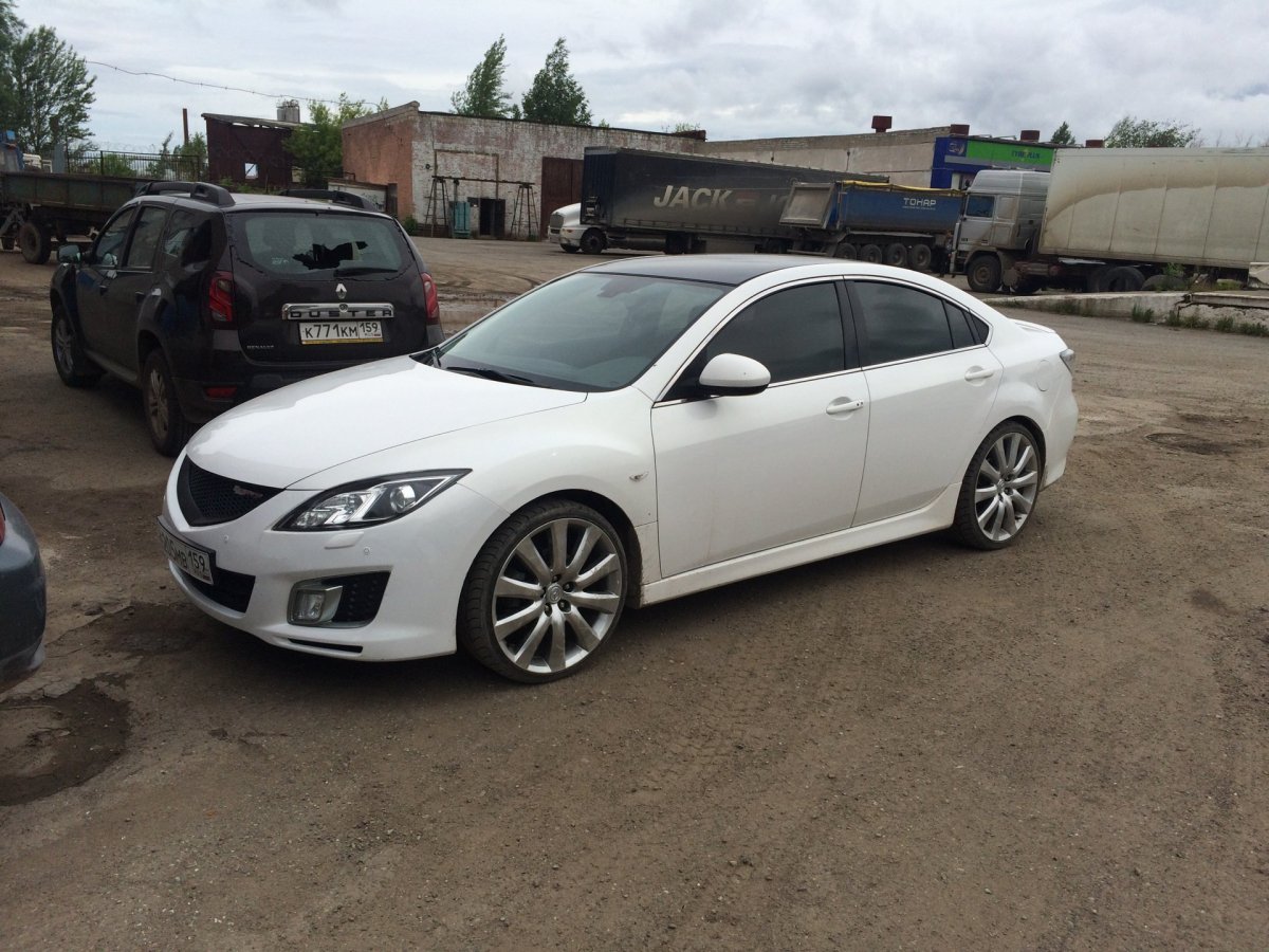 Мазда 6 2008 белая тонированная