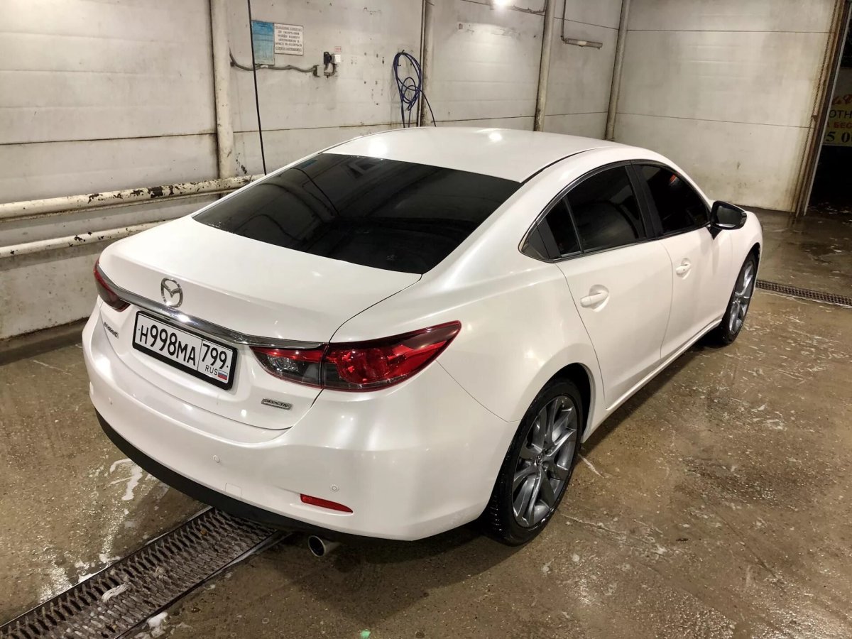 Mazda 6 белая тонированная