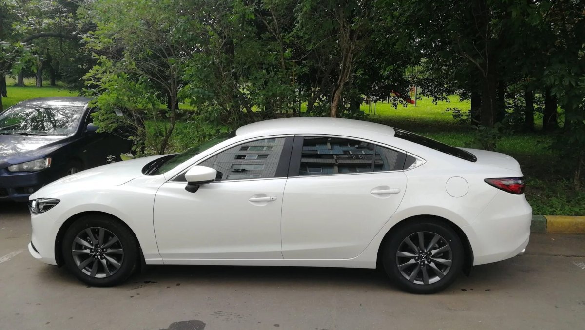 Тонированная Мазда 6 2020