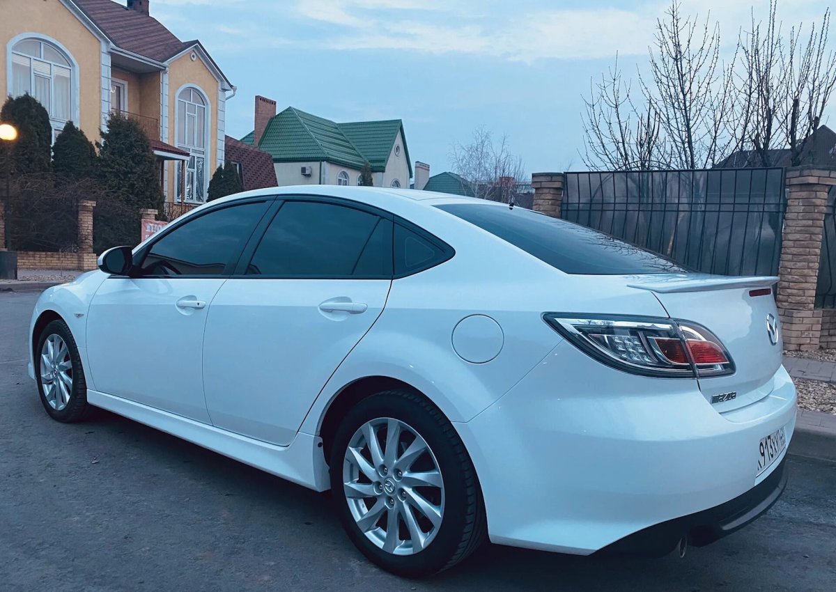 Мазда 6 GH белая тонированная