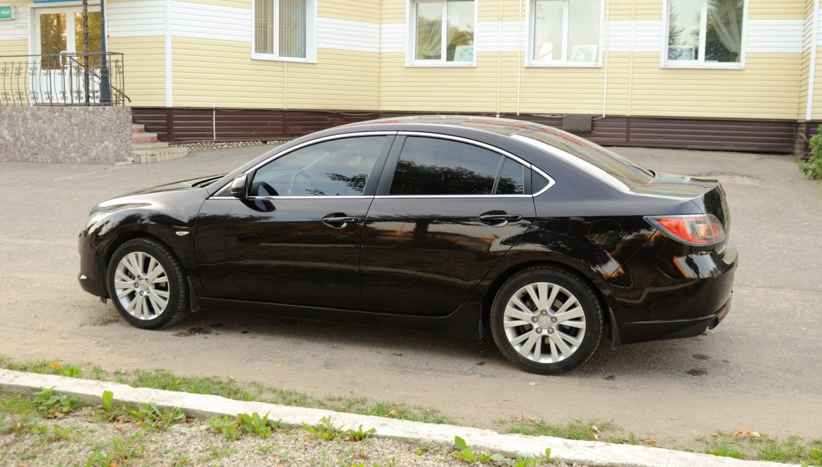 Мазда 6 GH черная тонированная