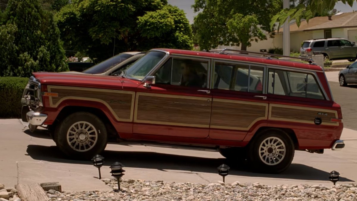 Jeep Grand Wagoneer машина Скайлер Уайт