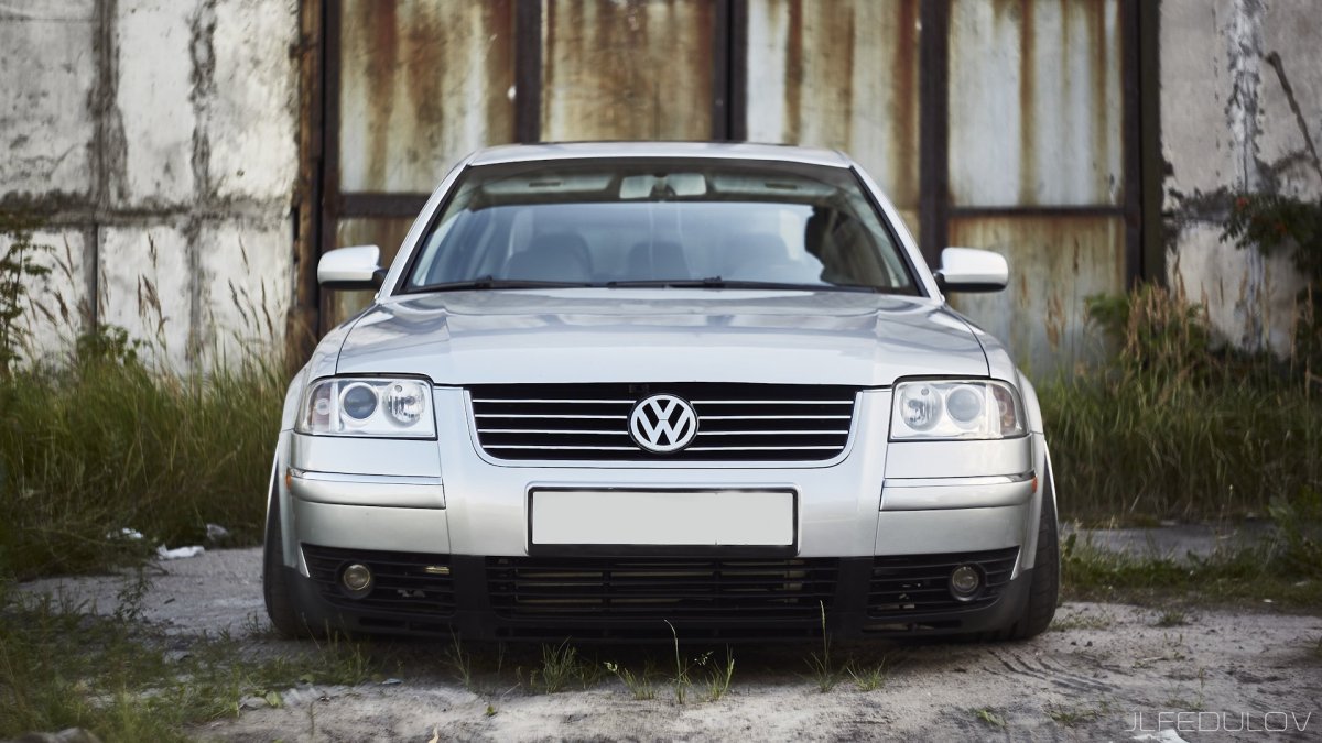 Volkswagen Passat b5 белый