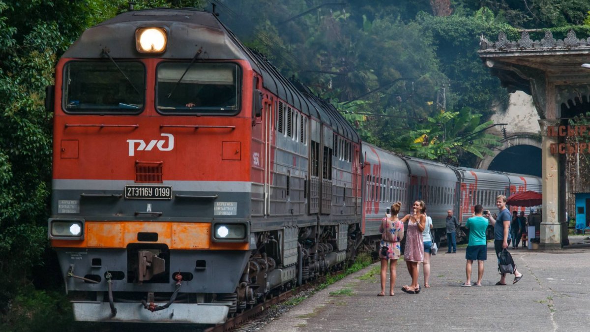 Заброшенная ЖД станция в Абхазии Псырцха