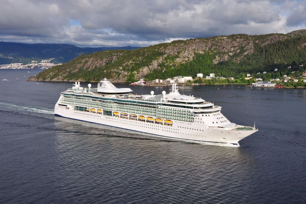 Корабль Brilliance of Sea