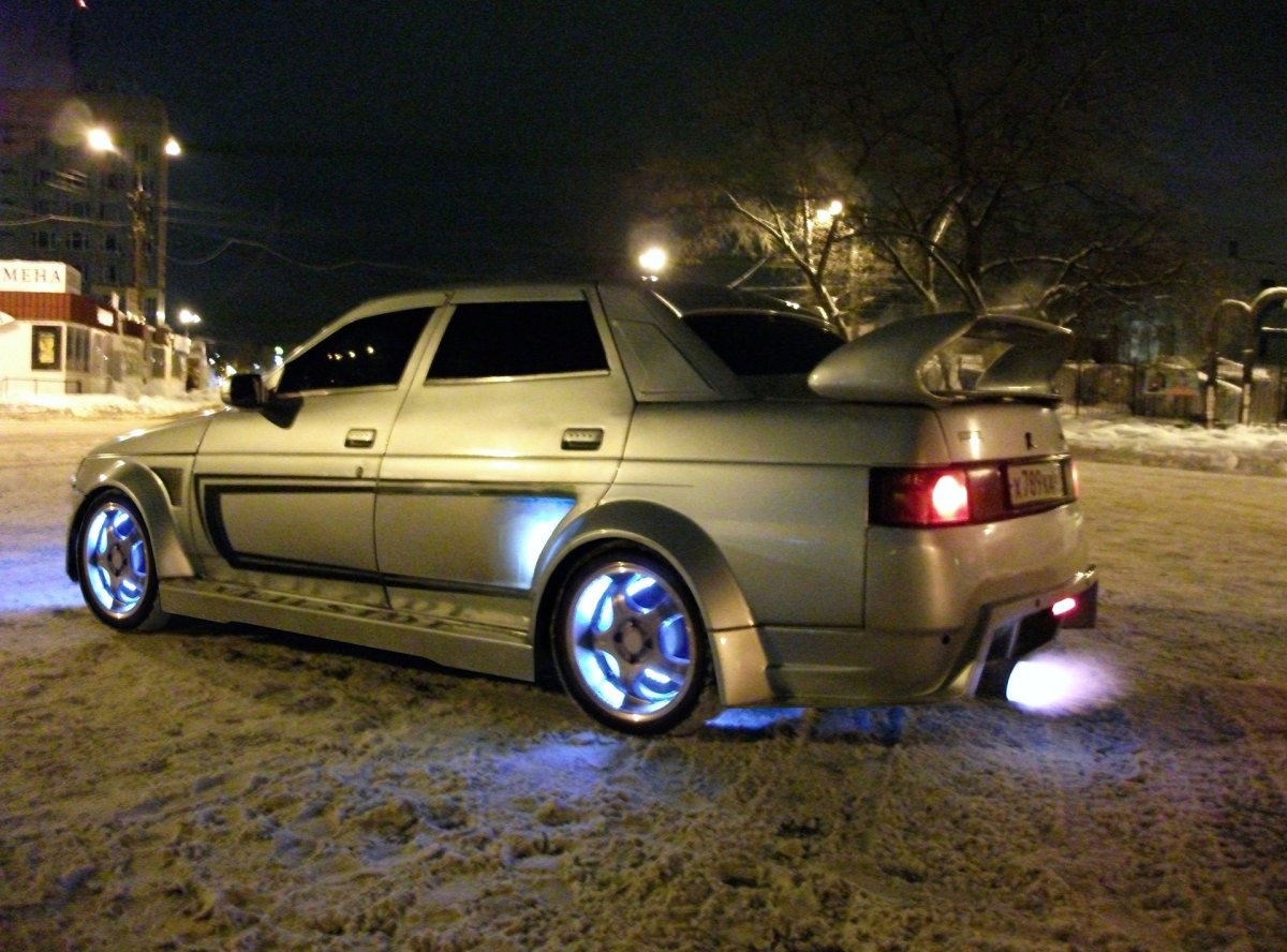 Тюнингованная ВАЗ 2110