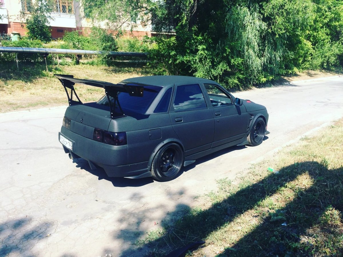 Тюнинговая 2110