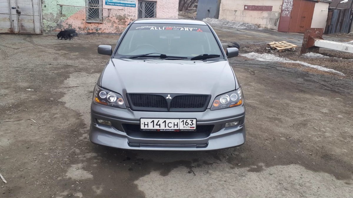 Mitsubishi Lancer Cedia 2002