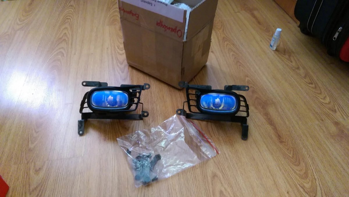 Противотуманки Cedia