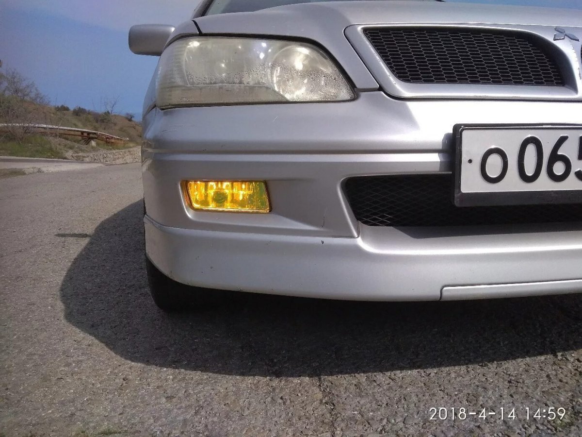 Туманки Митсубиси цедия