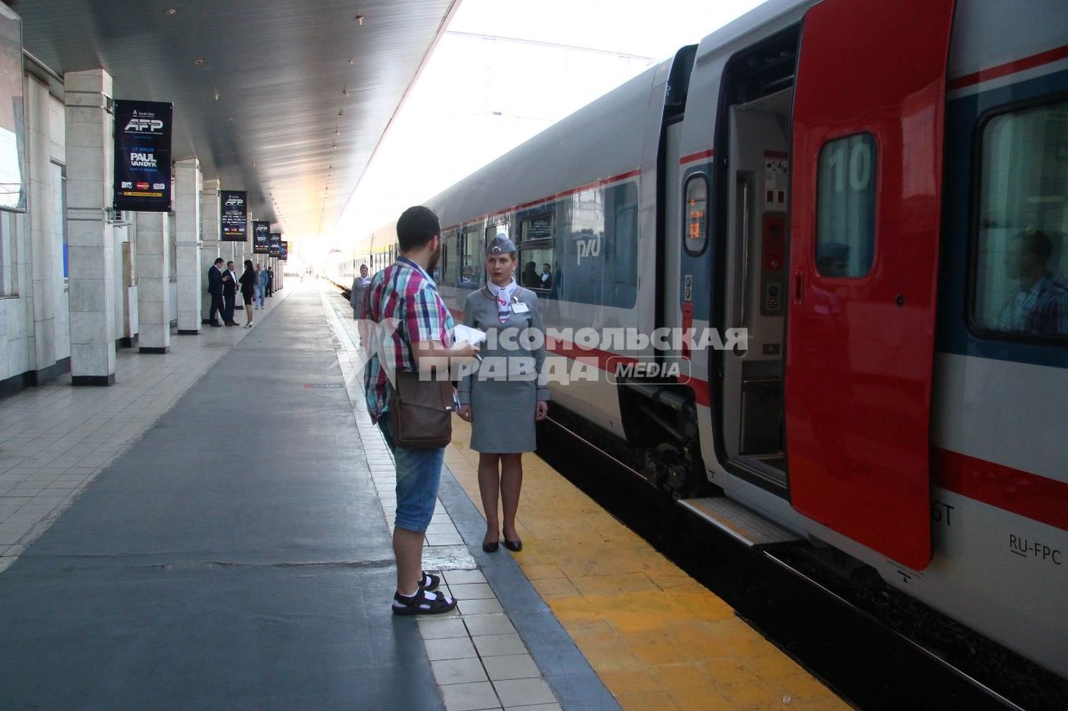 Проводник в поезде зарплата