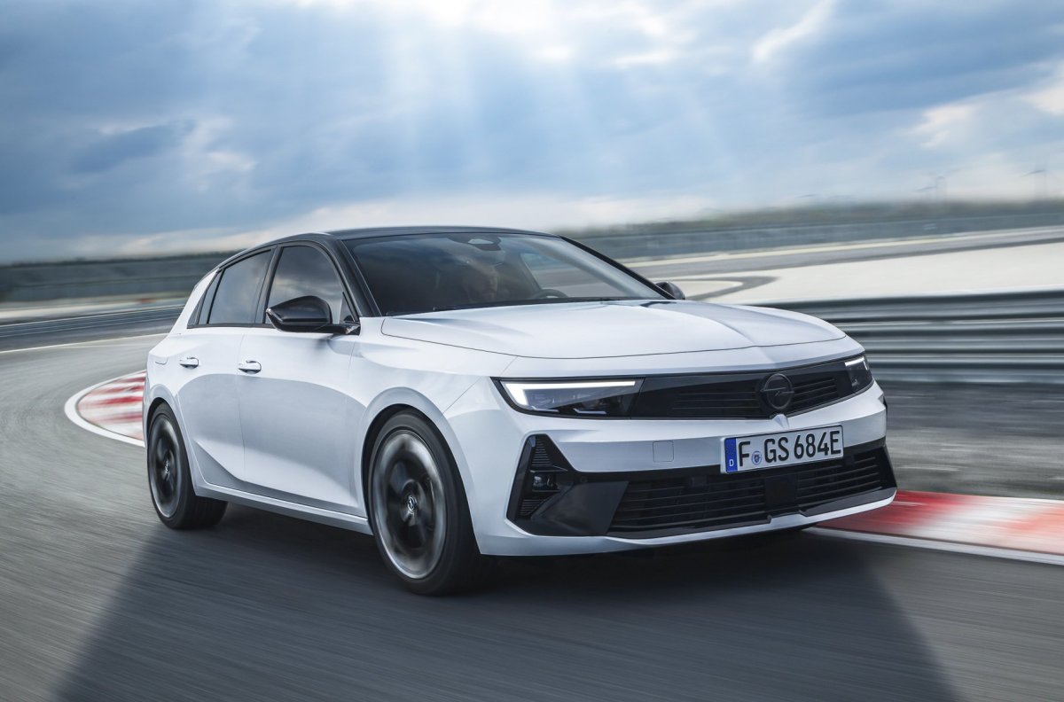 Opel Astra 2023