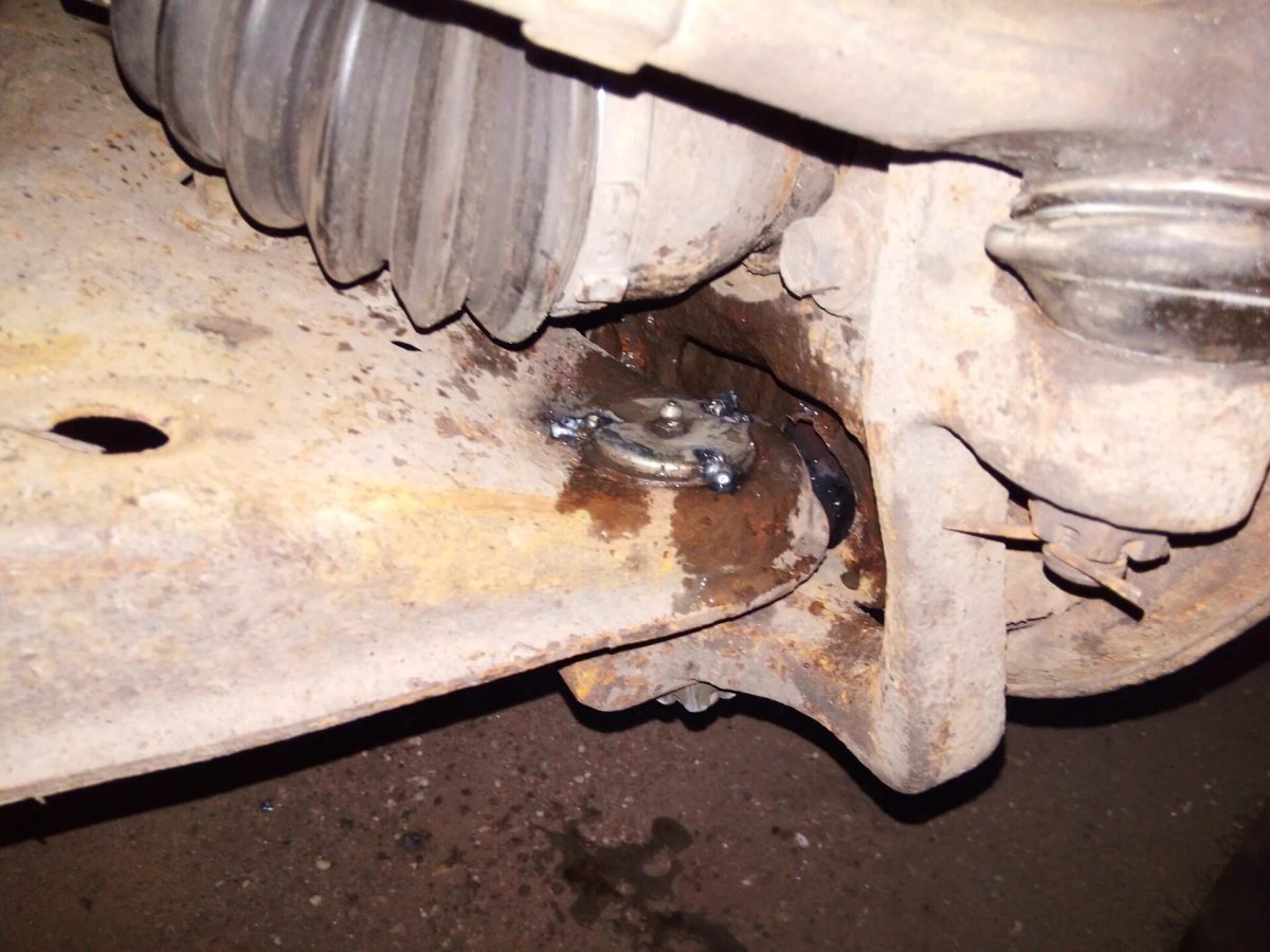 Стук в передней подвеске Форд фокус 2