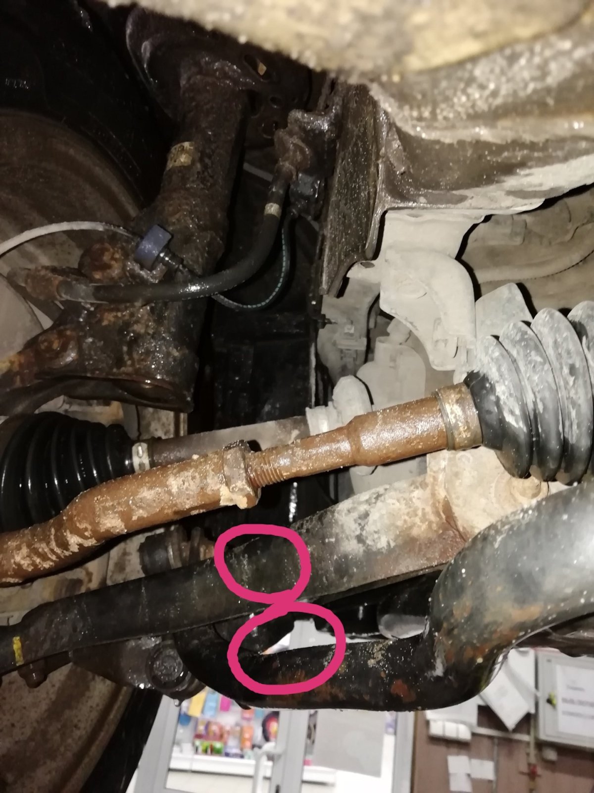 ВАЗ 2114 тянет вправо причины руль