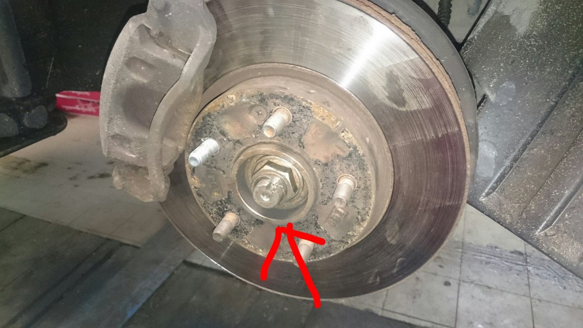 Ступичная гайка Киа Церато 2