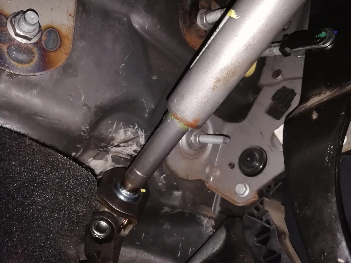 Рулевой вал Меган 3