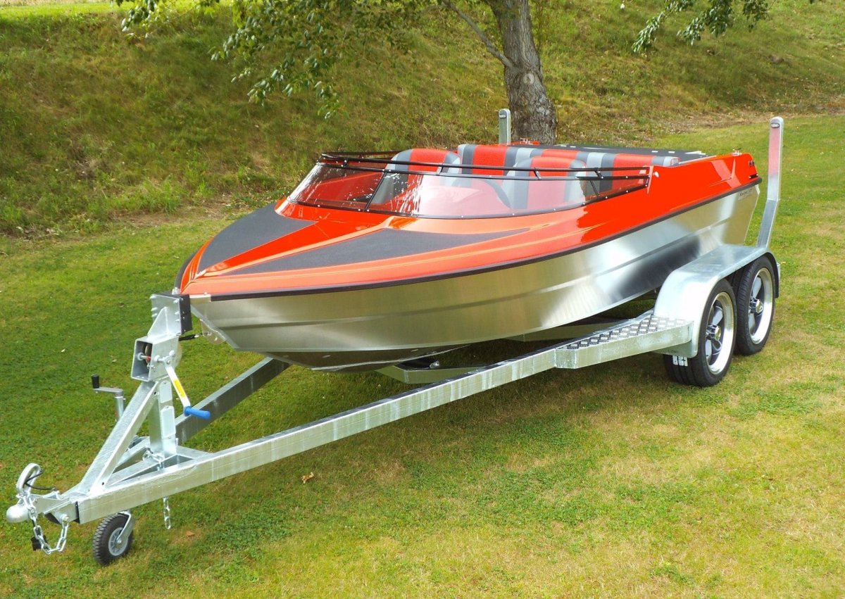Прицеп для лодки