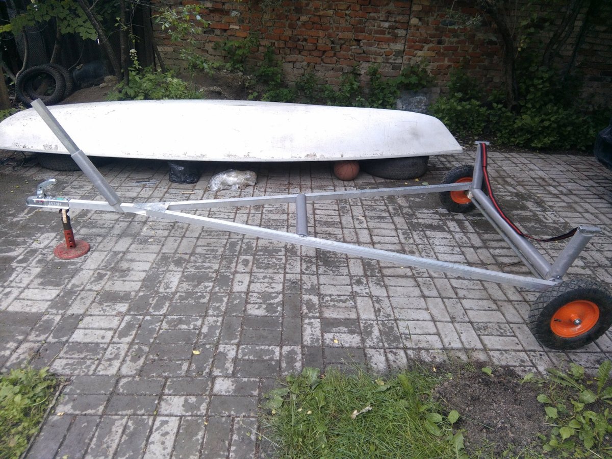 Тележка для лодки Пелла