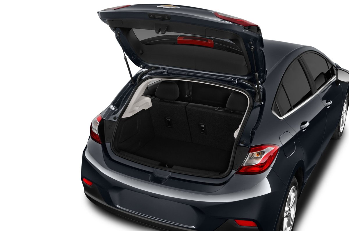 Chevrolet Cruze 2012 хэтчбек багажник