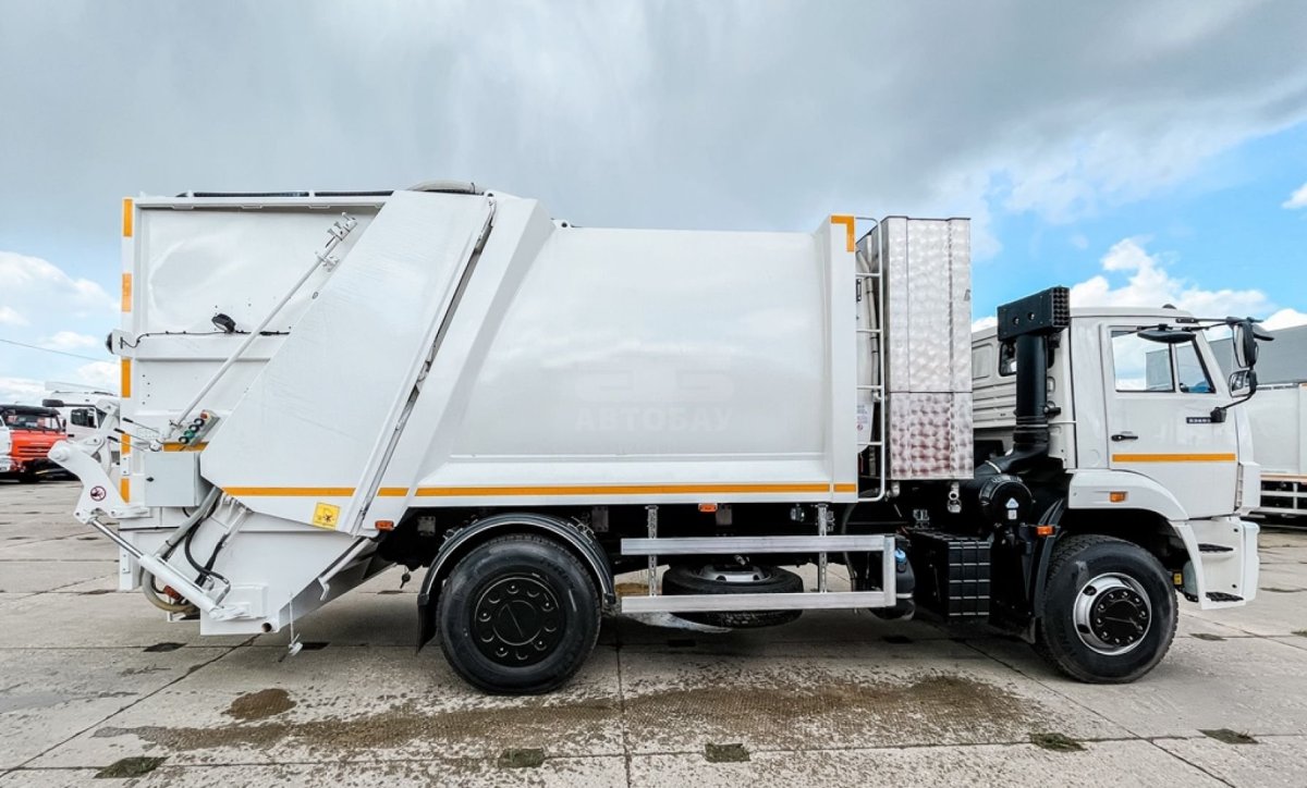 КАМАЗ 53605 мусоровоз