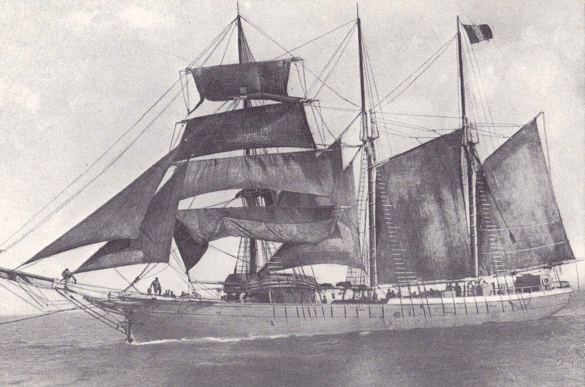 Баркентина Вега