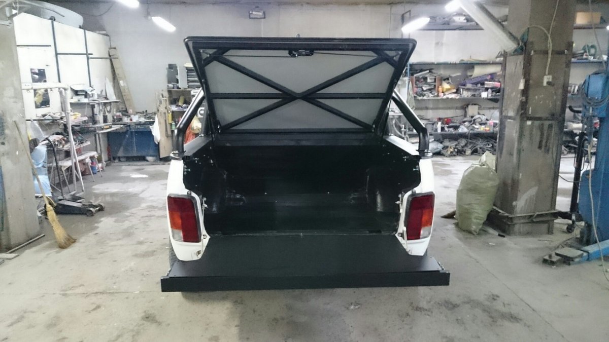 ВАЗ 2329 крышка кузова