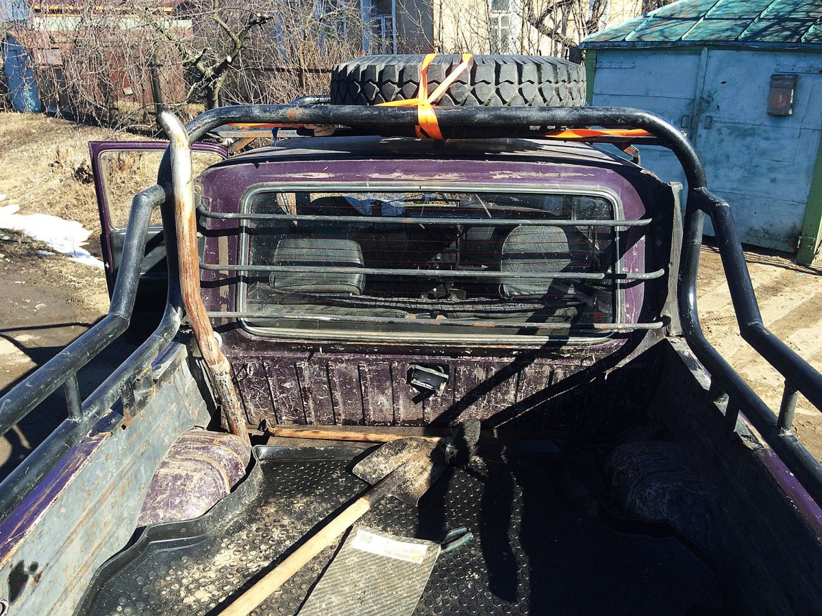 Нива с кузовом 2329