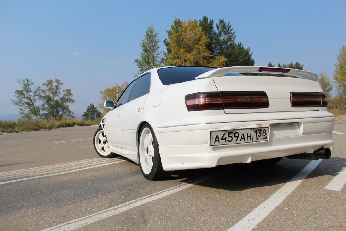 Обвес на Марк 2 100 TRD