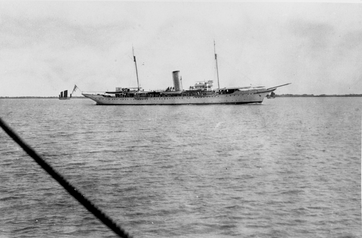 Посыльное судно