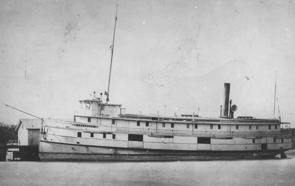 Парусно паровая яхта Адмирал Завойко