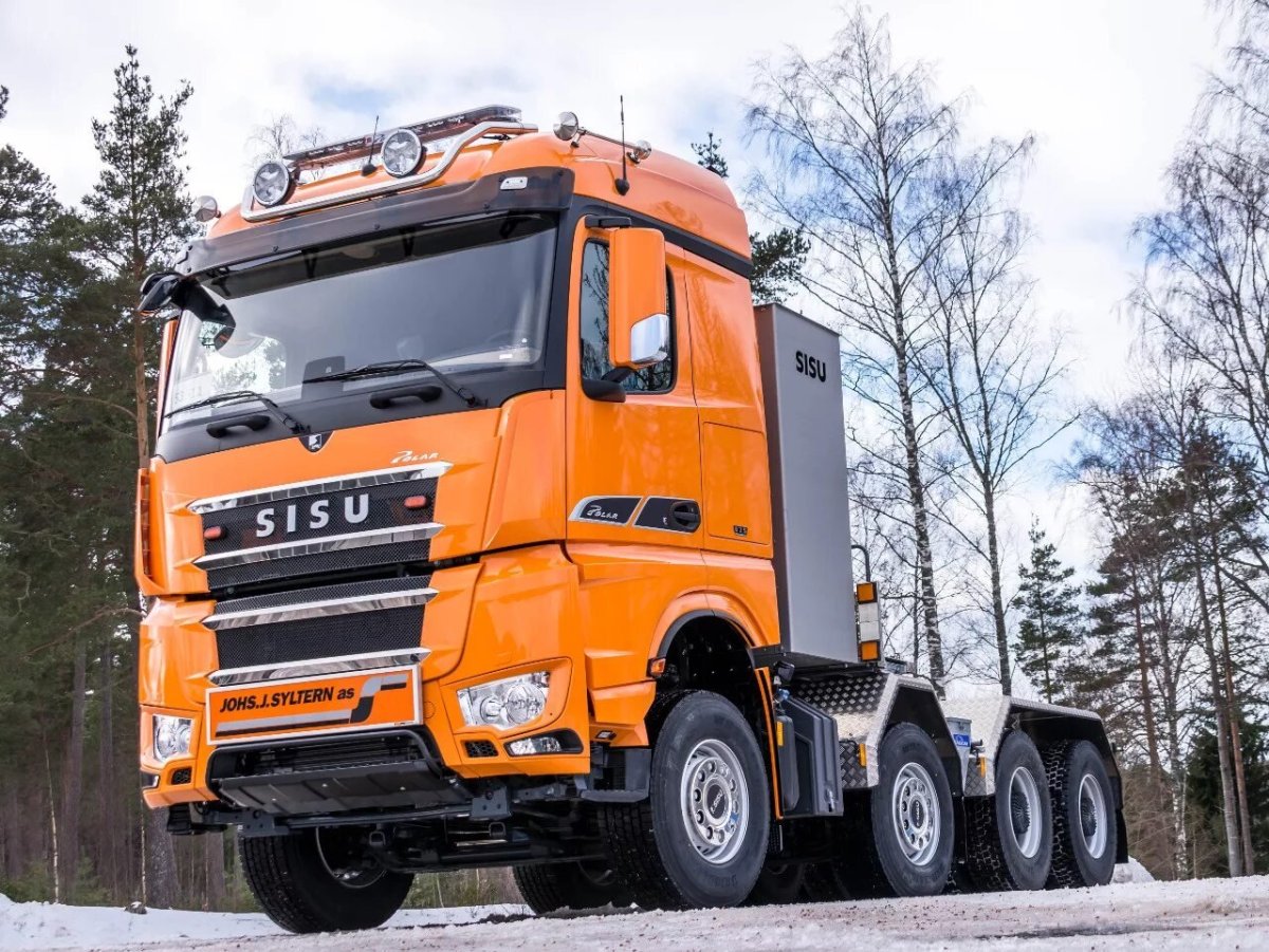 Sisu c500 лесовоз